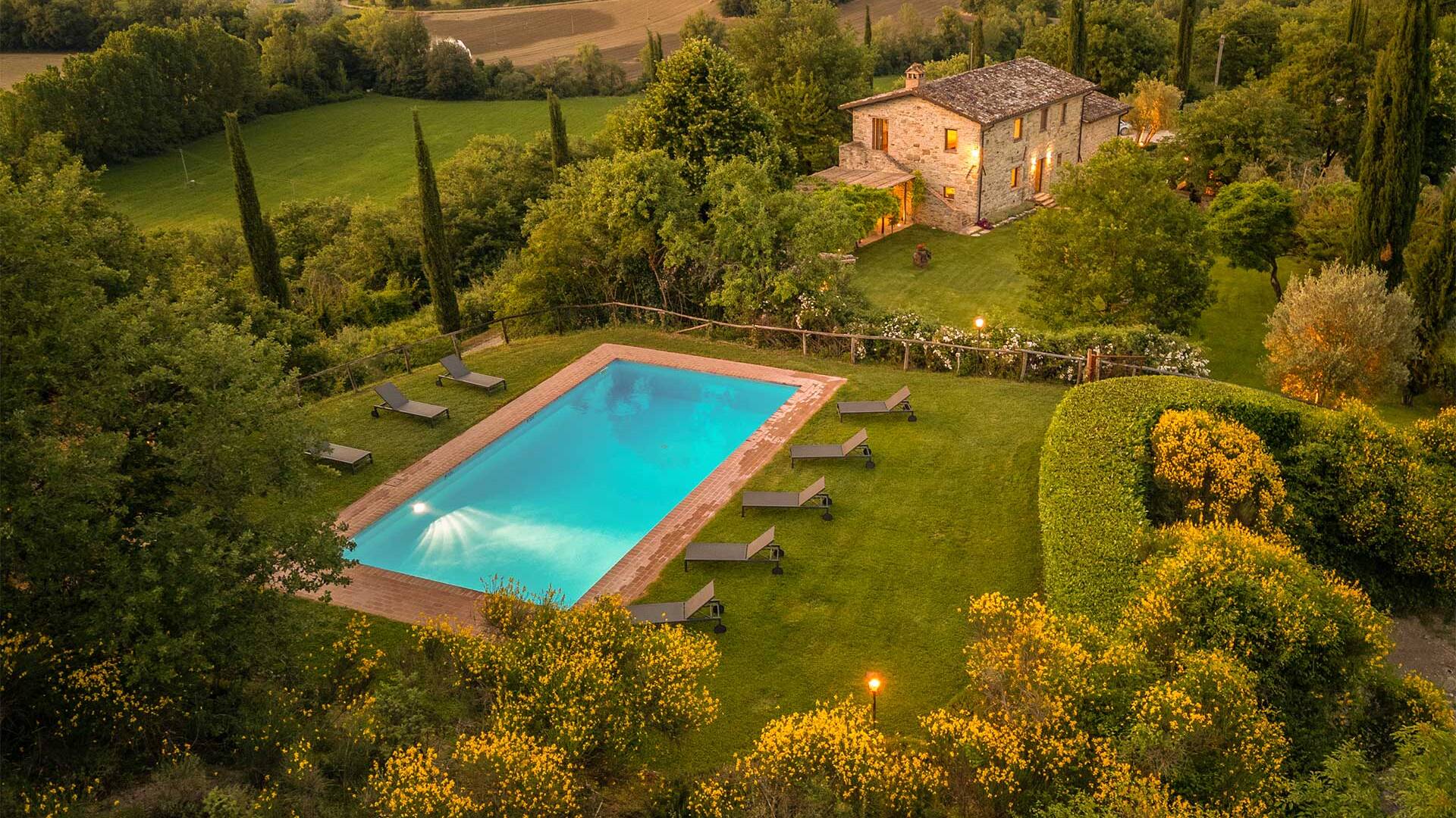 luxury villa for weekly rental holiday in Umbria aerial view outdoor  